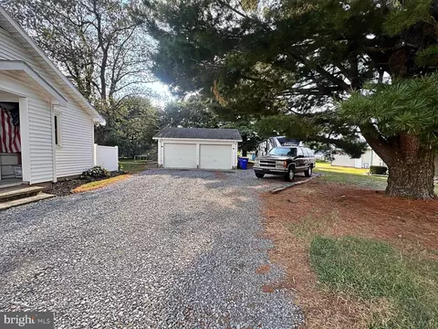 Exterior - 403 Second Ave, Harrington, DE 19952 photo 3 of 6