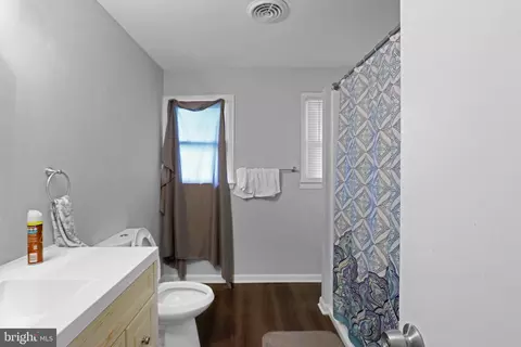 Entry Way - 40 Bertrand Dr, Dover, DE 19904 photo 4 of 5