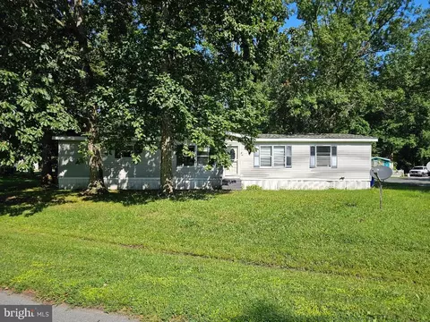 135 Highland Ct #135, Felton, DE 19943