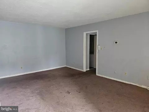 Living - 36 Courtside Dr #A-24, Dover, DE 19904 photo 3 of 3