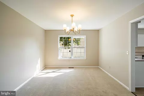 267 N Caroline Pl, Dover, DE 19904 photo 9
