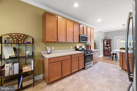 Kitchen - 16 Lexie Ct, Dover, DE 19904 photo 2 of 3