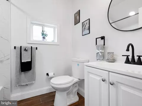 Bath - 78 Ann Ave, Dover, DE 19904 photo 3 of 3