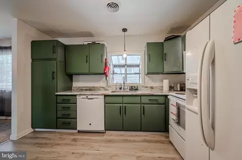 Kitchen - 1164 Charles Dr, Dover, DE 19904 photo 1 of 3
