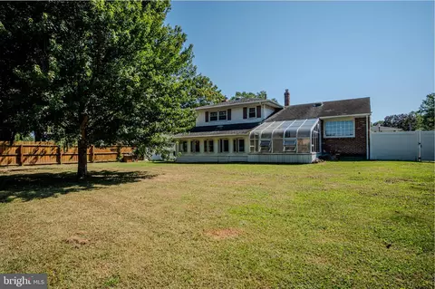 Exterior - 1164 Charles Dr, Dover, DE 19904 photo 4 of 6