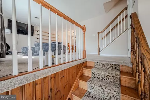 Entry Way - 1164 Charles Dr, Dover, DE 19904 photo 2 of 7