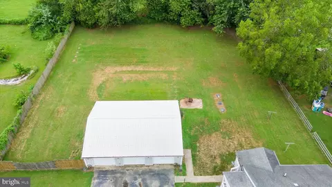 View/Area - 1255 Pine St, Houston, DE 19954 photo 2 of 10