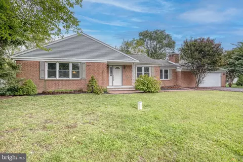 123 Candlewicke Dr, Dover, DE 19901 photo 3