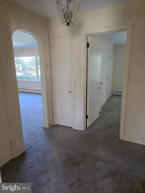 Entry Way - 706 E Division St, Dover, DE 19901 photo 2 of 2