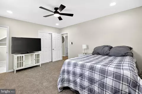 Bedroom - 910 Monroe Ter, Dover, DE 19904 photo 1 of 5
