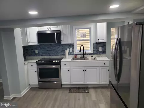 Kitchen - 8 S Governors Ave, Dover, DE 19904 photo 1 of 1