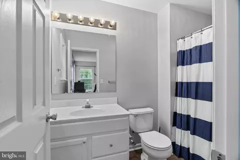 Bath - 369 Carlisle Dr, Dover, DE 19904 photo 1 of 2
