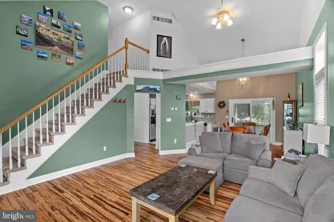 Entry Way - 369 Carlisle Dr, Dover, DE 19904 photo 2 of 6