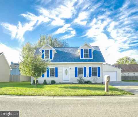 302 Woodsedge Ln, Felton, DE 19943