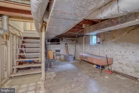 Entry Way - 40 Pine St, Dover, DE 19901 photo 4 of 4