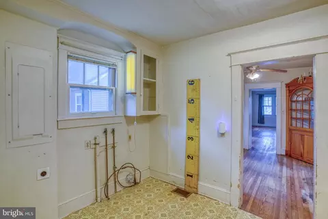 Entry Way - 40 Pine St, Dover, DE 19901 photo 1 of 4
