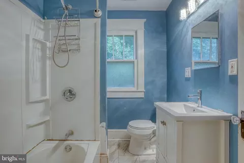 Bath - 40 Pine St, Dover, DE 19901 photo 1 of 1