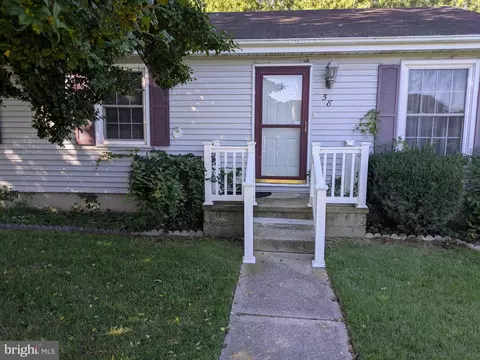 58 Spruance Rd, Dover, DE 19901 photo 1