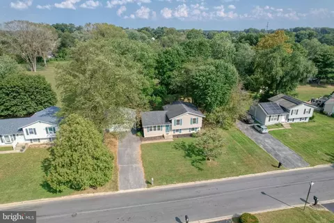 View/Area - 44 W Inner Cir, Dover, DE 19904 photo 1 of 2