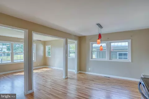 Living - 44 W Inner Cir, Dover, DE 19904 photo 5 of 5