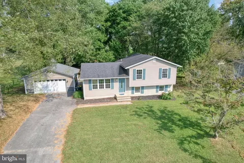 44 W Inner Cir, Dover, DE 19904