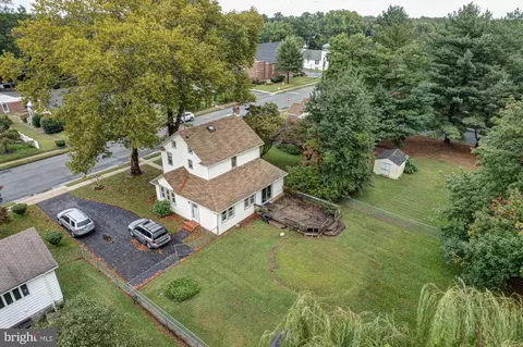 View/Area - 40 Lotus St, Dover, DE 19901 photo 2 of 11