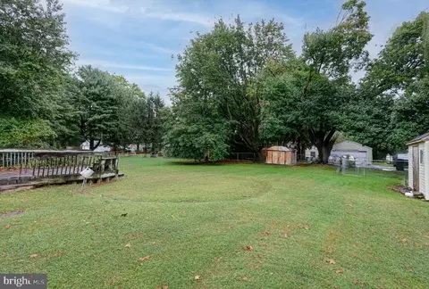 Exterior - 40 Lotus St, Dover, DE 19901 photo 3 of 6