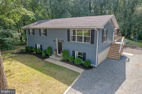 911 Brittney Ln, Hartly, DE 19953