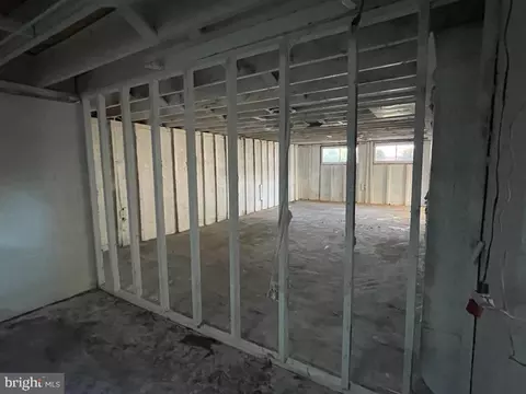 Entry Way - 1552 John Clark Rd, Dover, DE 19904 photo 1 of 1