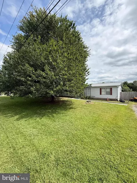 2418 Seeneytown Rd, Dover, DE 19904