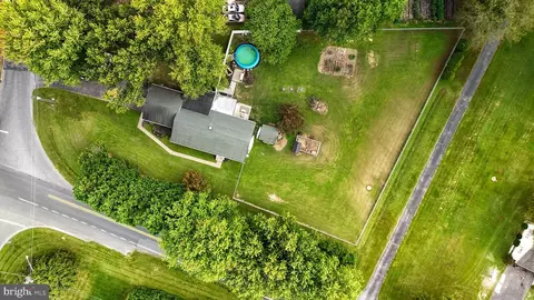 View/Area - 705 Deer Track Ln, Dover, DE 19904 photo 2 of 3