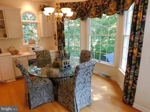 Dining - 28 Baltray, Dover, DE 19904 photo 2 of 5