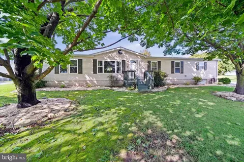 15 Legend Ln, Houston, DE 19954