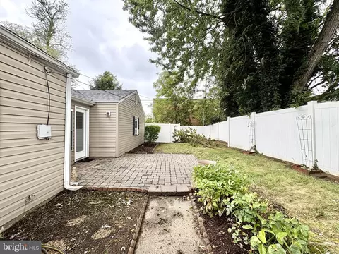 Exterior - 93 Orchard Ave, Dover, DE 19901 photo 5 of 6