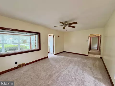 Living - 93 Orchard Ave, Dover, DE 19901 photo 1 of 4