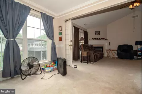 Living - 202 W Darby Cir, Dover, DE 19904 photo 1 of 2