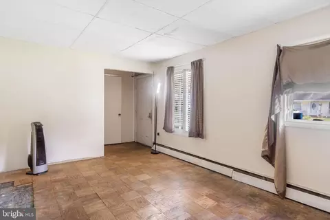 Entry Way - 121 S Governors Blvd, Dover, DE 19901 photo 1 of 3