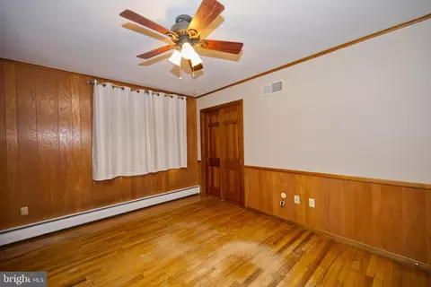 Bedroom - 1901 Mitten St, Dover, DE 19901 photo 3 of 6