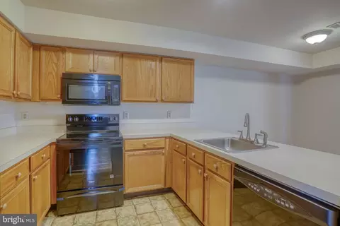 Kitchen - 206 Grinding Wheel Dr, Dover, DE 19904 photo 1 of 3