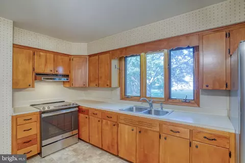 839 Woodcrest Dr, Dover, DE 19904 photo 18