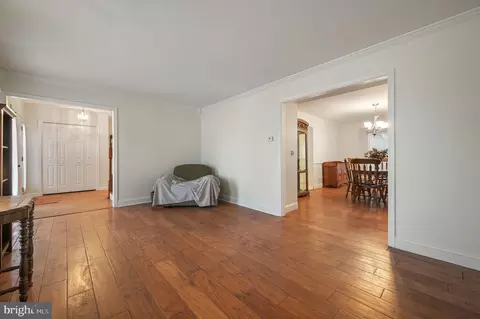Entry Way - 106 Brandywine Dr, Dover, DE 19904 photo 2 of 5