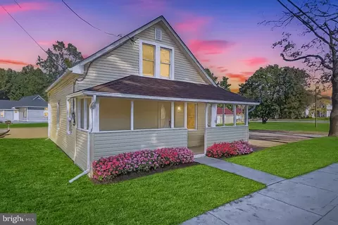 233 Main St, Hartly, DE 19953