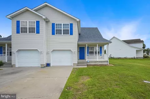 44 Moriarty St, Dover, DE 19901