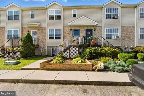 675 Widener Ln, Smyrna, DE 19977