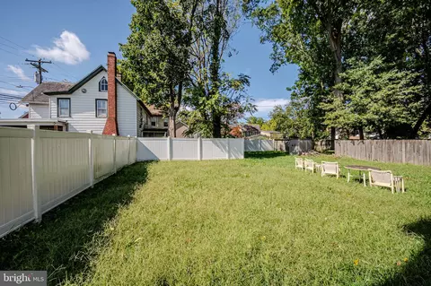 Exterior - 54 S Governors Ave, Dover, DE 19904 photo 2 of 4