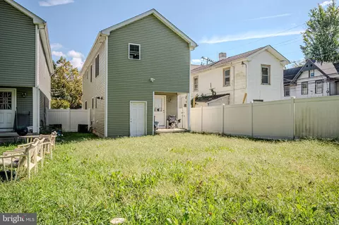 Exterior - 54 S Governors Ave, Dover, DE 19904 photo 3 of 4