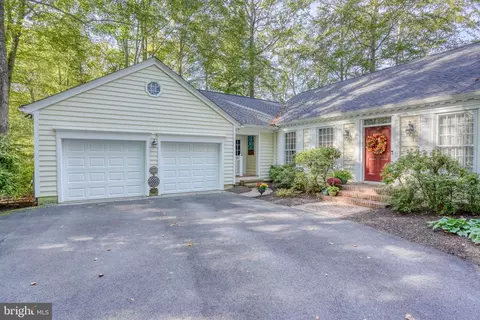10 Augusta Ct, Dover, DE 19904 photo 3
