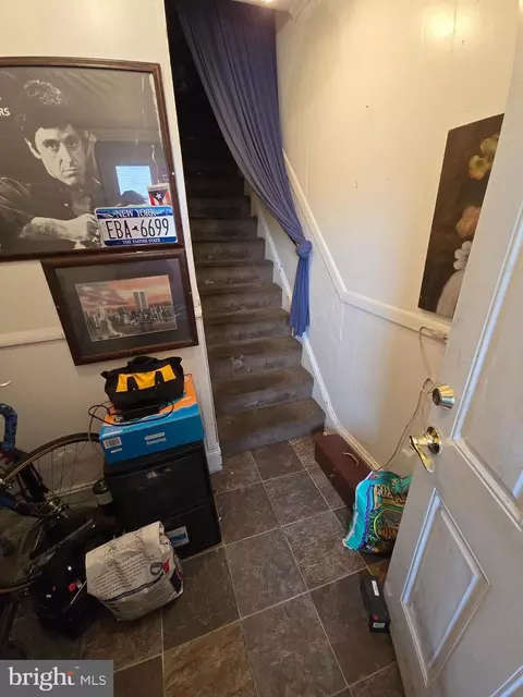 Entry Way - 214 W Division St, Dover, DE 19904 photo 9 of 11