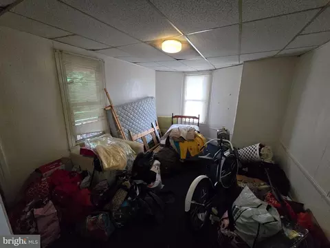 Bedroom - 214 W Division St, Dover, DE 19904 photo 1 of 6