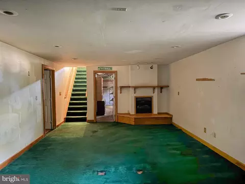 Living - 7250 Bayside Dr, Dover, DE 19901 photo 6 of 6